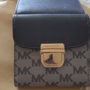 Michael Kors wallet/change purse